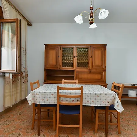 2361 Apartament Muntić