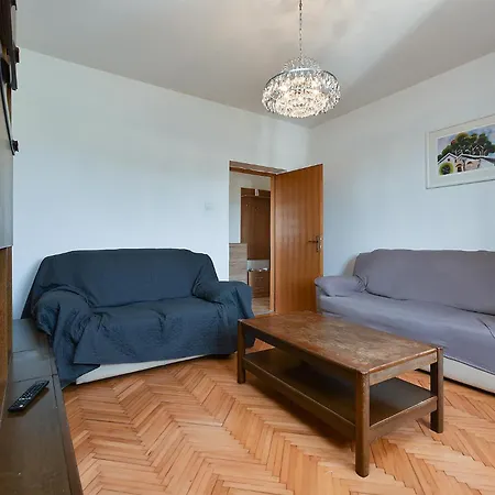 2361 Apartment Muntic